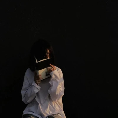 2025头像情侣最火一男一女