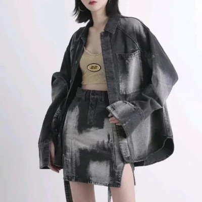 2025头像情侣最火一男一女