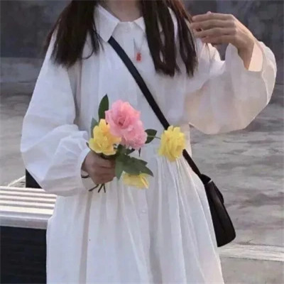 2025头像情侣最火一男一女