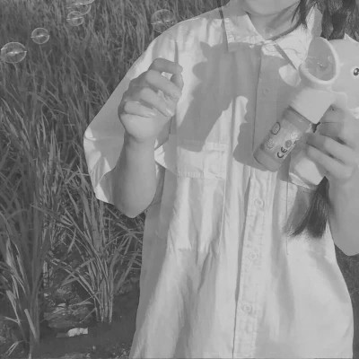 黑白头像情侣一人一张