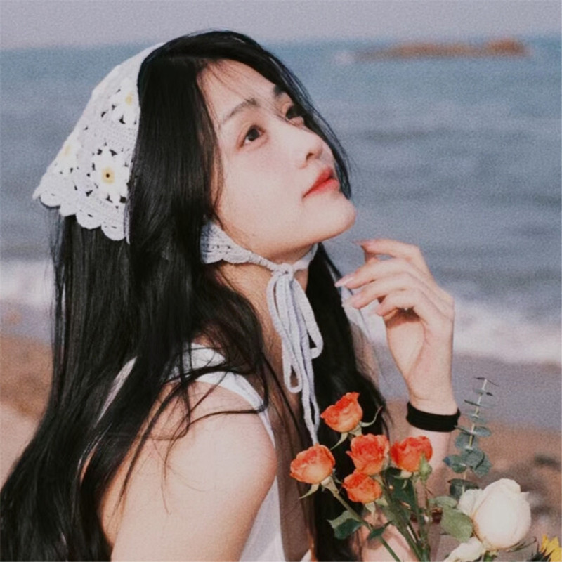 文艺复古风捧花女生头像图片