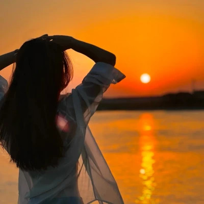 女生头像高清真人氛围感图片