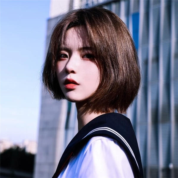 2025气质女头像唯美高清图片