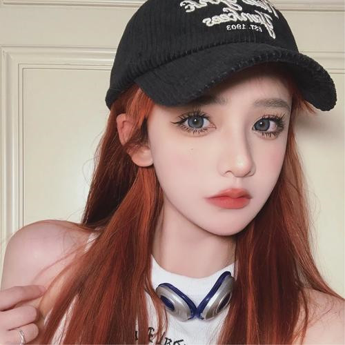2025年最新美女微信头像图片