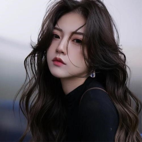 抖音最火的2025年头像图片