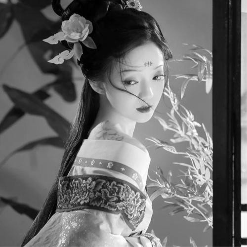 高清古风头像黑白女生真人