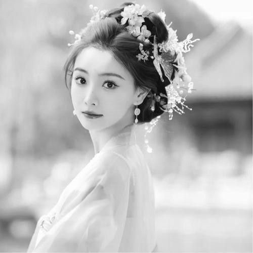 高清古风头像黑白女生真人