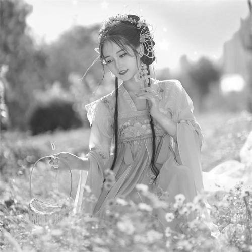 高清古风头像黑白女生真人