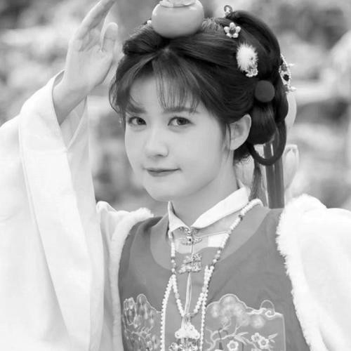 古风黑白高级女头真人图片