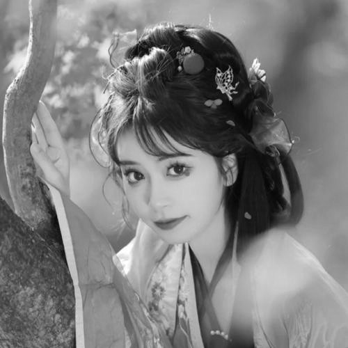 古风女头动漫黑白唯美图片