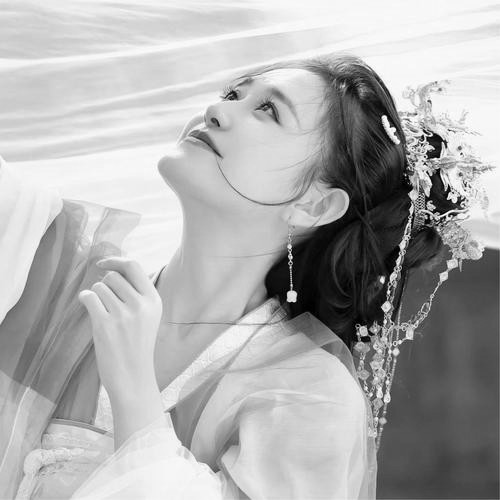 古风女头动漫黑白唯美图片