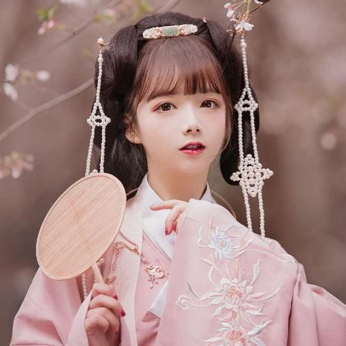 qq头像网红女生最火美女图片