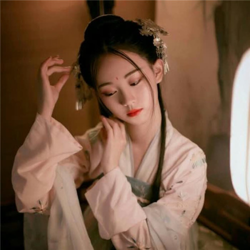 qq头像网红女生最火美女图片