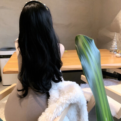 高级感头像女不露脸真人照片