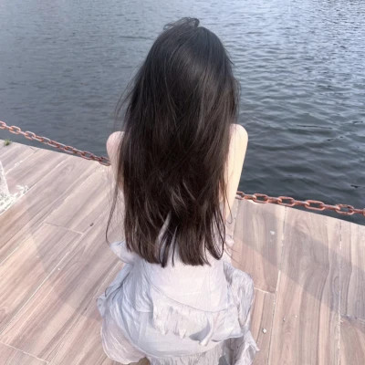高级感头像女不露脸真人照片