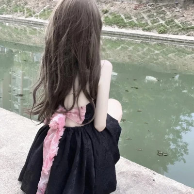 高级感头像女不露脸真人照片