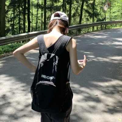 高级感头像女不露脸真人照片