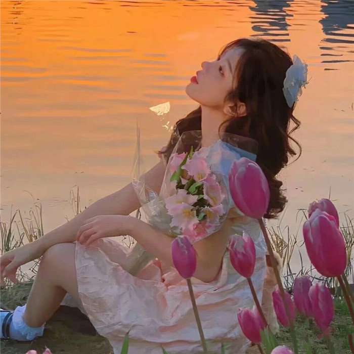 好看的女生氛围感头像图片