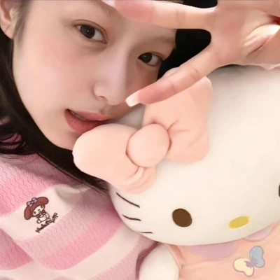 头像2025最新款真人版女清纯
