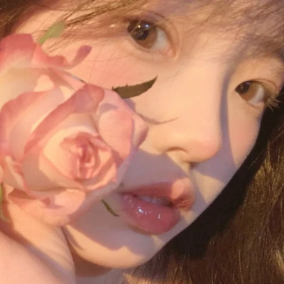 头像2025最新款真人版女清纯