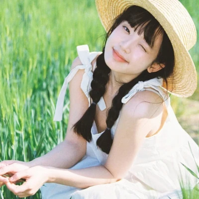 头像2025最新款真人版女清纯
