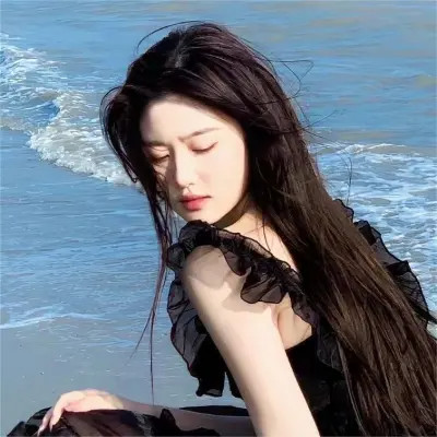 女生2025年最火的QQ头像图片