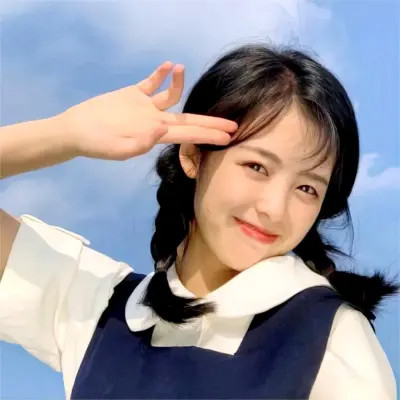 女生2025年最火的QQ头像图片