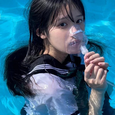 女生2025年最火的QQ头像图片