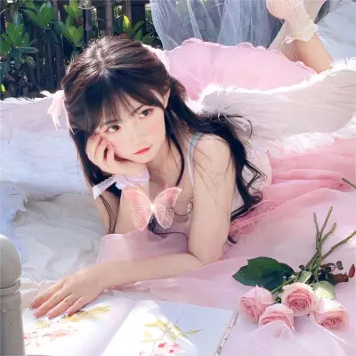 女生2025年最火的QQ头像图片