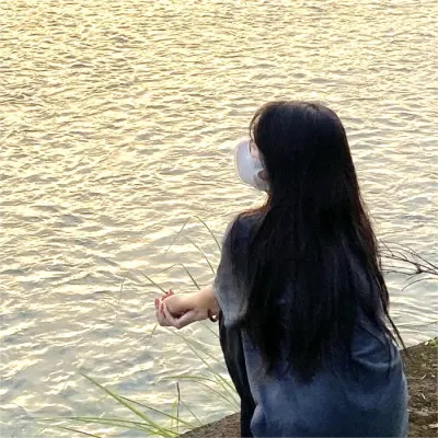 女生2025年最火的QQ头像图片
