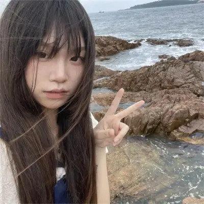 女生2025年最火的QQ头像图片