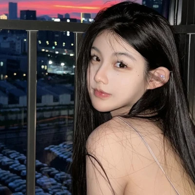 女生2025年最火的QQ头像图片