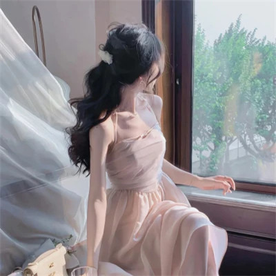 2025最新QQ头像女生唯美真人图片