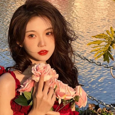 qq高清头像女生真人好看2025