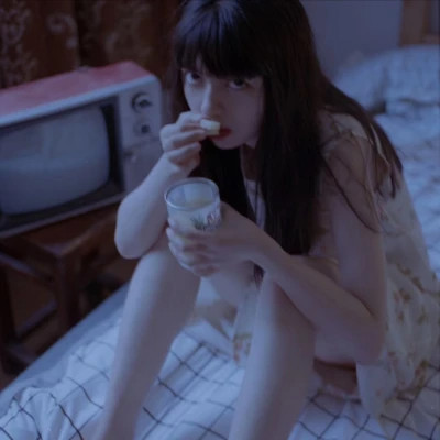 2025最火的图片头像女