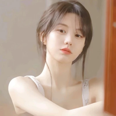 2025头像女生最新版微信