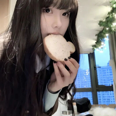 可盐可甜的女生头像真人照片