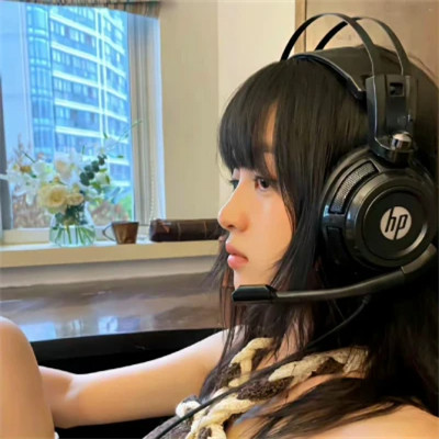可盐可咸可甜的头像女生图片