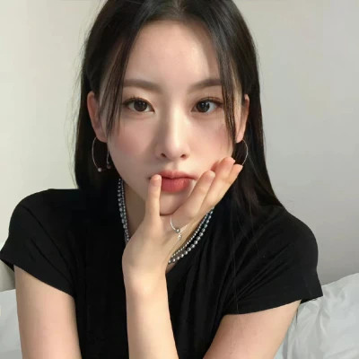 可盐可咸可甜的头像女生图片