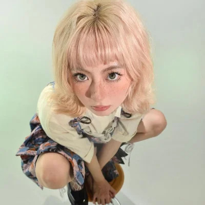 可盐可咸可甜的头像女生图片