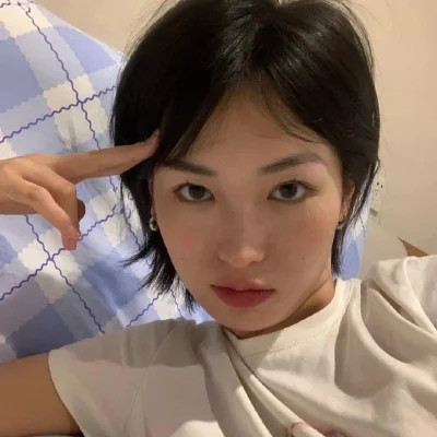 可盐可甜的真人女生头像图片