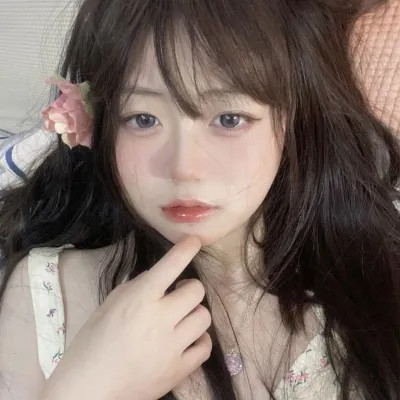 可盐可甜的女生漂亮头像照片
