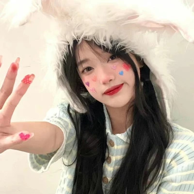 可盐可甜的女生漂亮头像照片