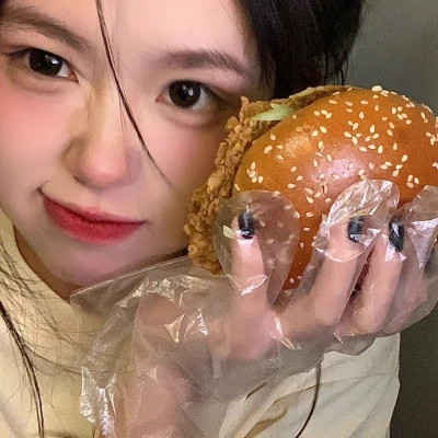 可盐可甜的女生漂亮头像照片