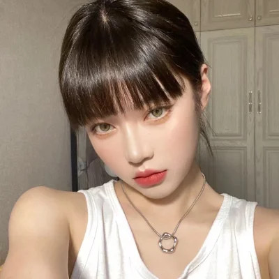 可盐可甜的女生漂亮头像照片