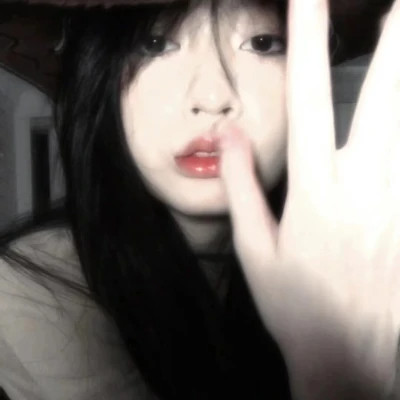 可盐可甜的单人女生头像图片