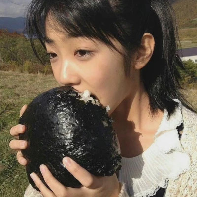 可盐可甜的单人女生头像图片