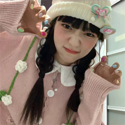 可盐可甜的单人女生头像图片