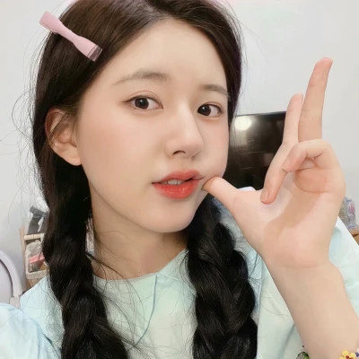 女生可盐可甜的微信头像图片