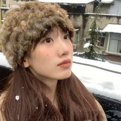 女生可盐可甜的微信头像图片